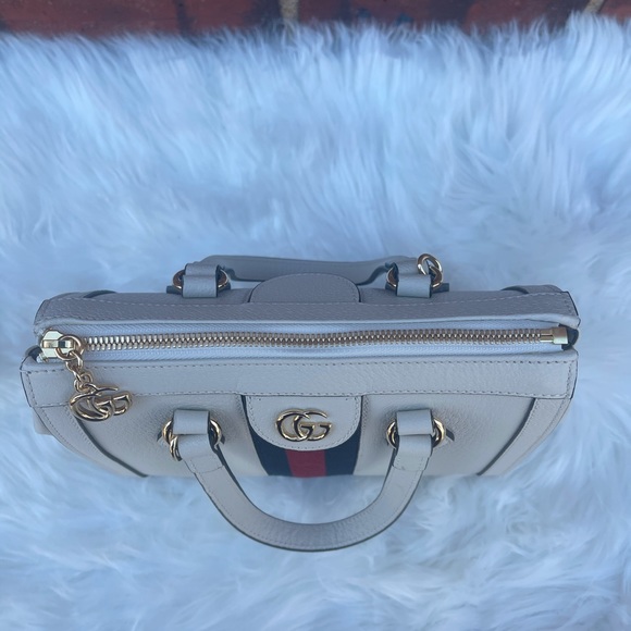 🛍️SOLD🛍️ Brand New Authentic Gucci Small Tote Crossbody - Picture 7 of 9